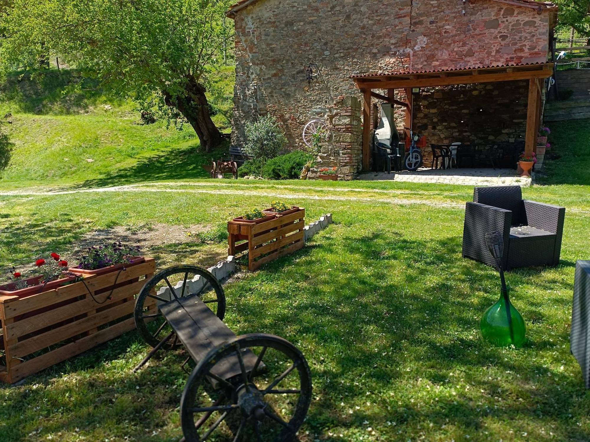 Locanda Di Alberi Borgo San Lorenzo Exteriör bild