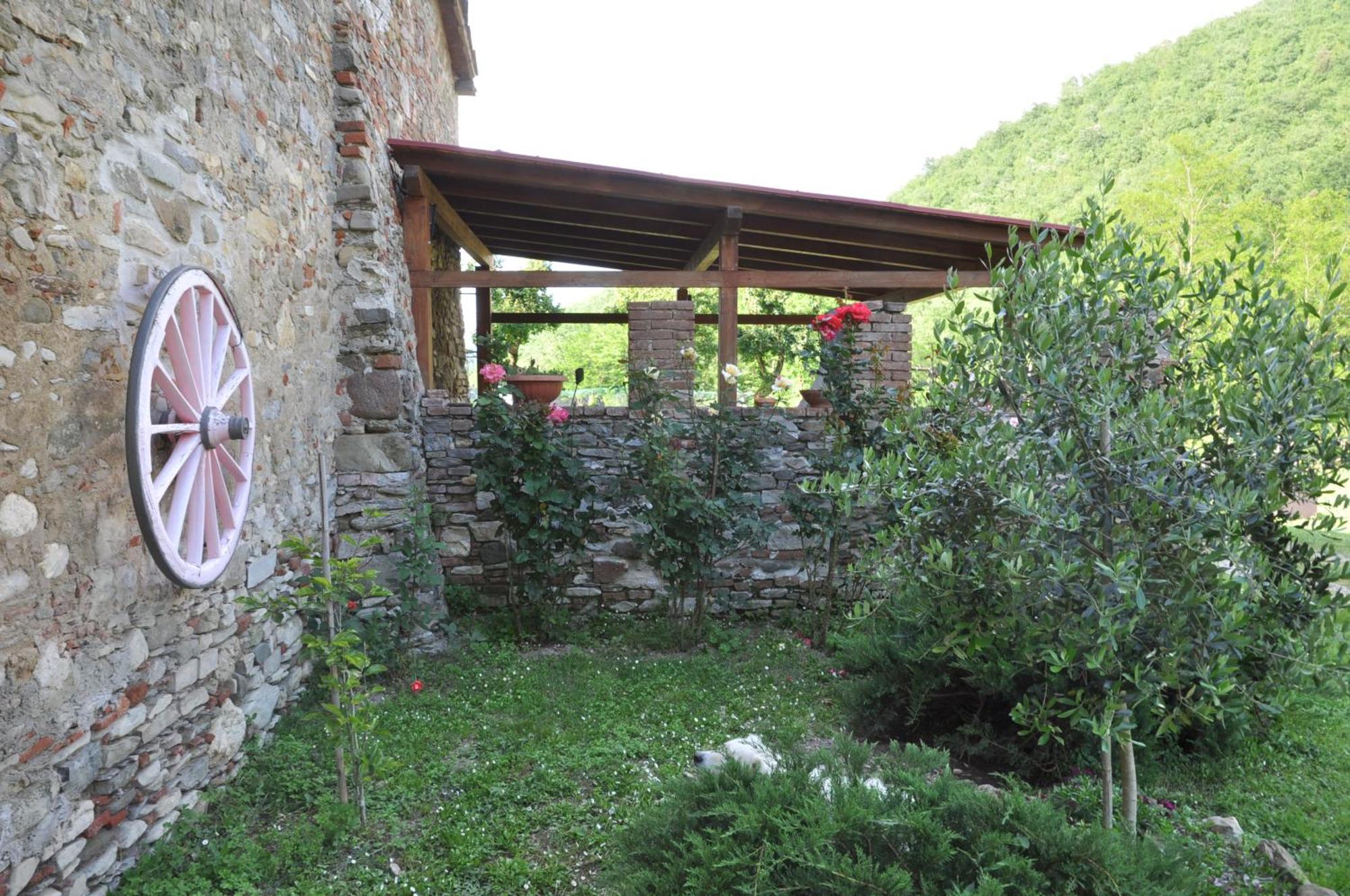 Locanda Di Alberi Borgo San Lorenzo Exteriör bild